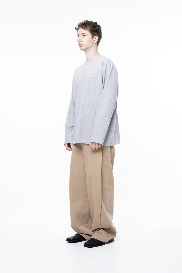 CHANCE'S NOI - 긴팔티셔츠 - Clean long-sleeved - Gray /M243TP01GR