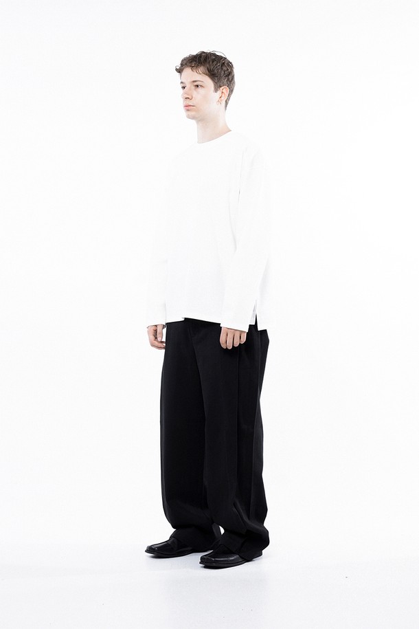 CHANCE'S NOI - 긴팔티셔츠 - Ponte Slit Long-sleeved - White /M243TP02WH