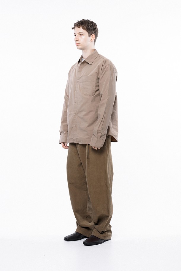 CHANCE'S NOI - 긴팔셔츠 - Standard Polygon Pocket Shirt - Beige /M243SH01BE