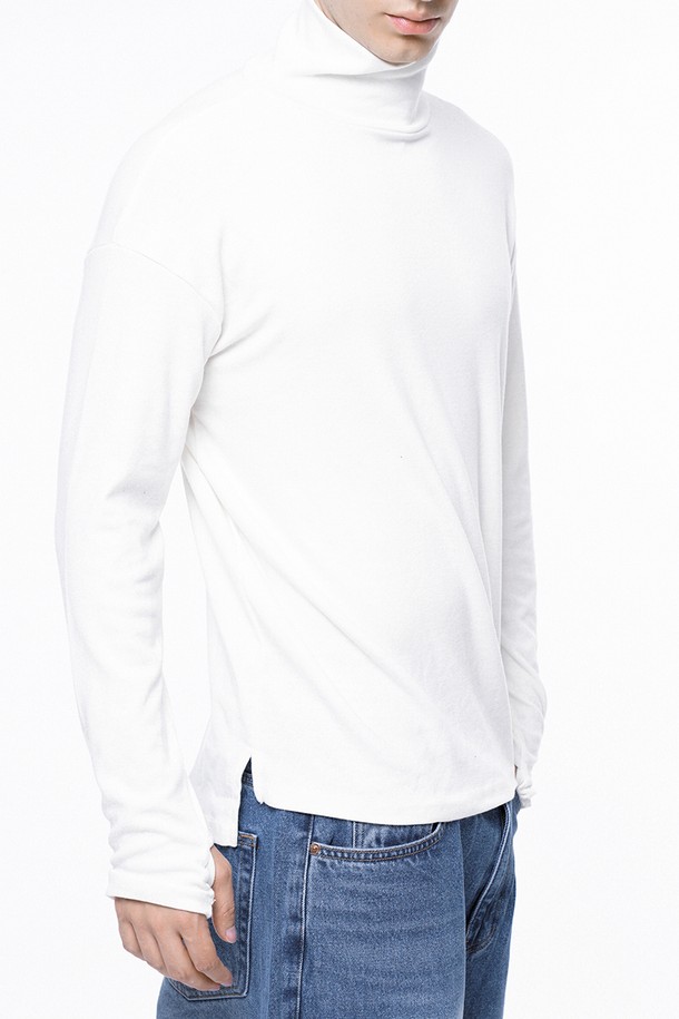 CHANCE'S NOI - 스웨터 - Spandex Finger-warmer Turtleneck - White /M243TP04WH