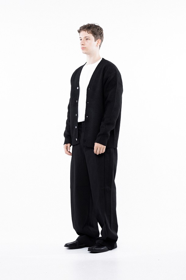 CHANCE'S NOI - 가디건 - Dense Hazzy Y-neck Cardigan - Black /M243OT01BK