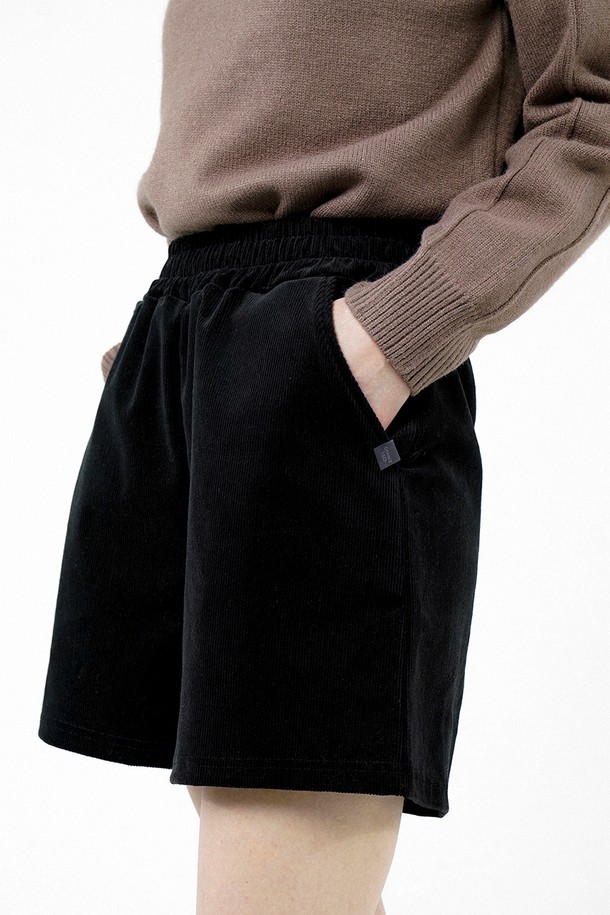 CHANCE'S NOI FOR WOMEN - 쇼트팬츠 - [for Women] Corduroy Banding Shorts - Black /W244PT03BK