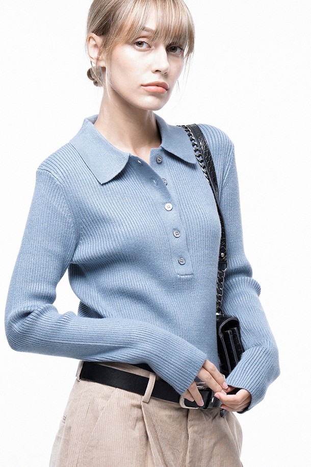 CHANCE'S NOI FOR WOMEN - 스웨터 - Soft Slim Button Collar Knit - Sky /W243TP08SK