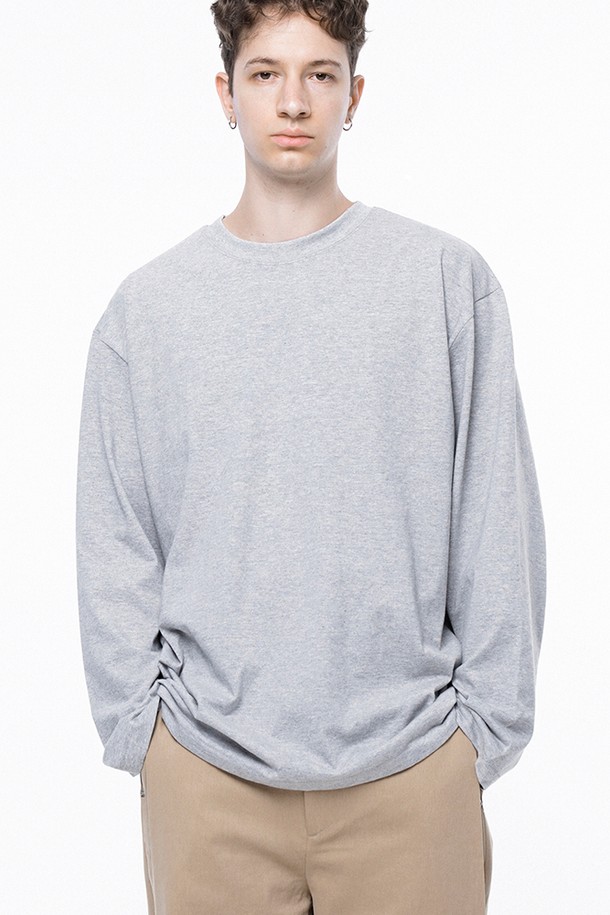 CHANCE'S NOI - 긴팔티셔츠 - Clean long-sleeved - Gray /M243TP01GR