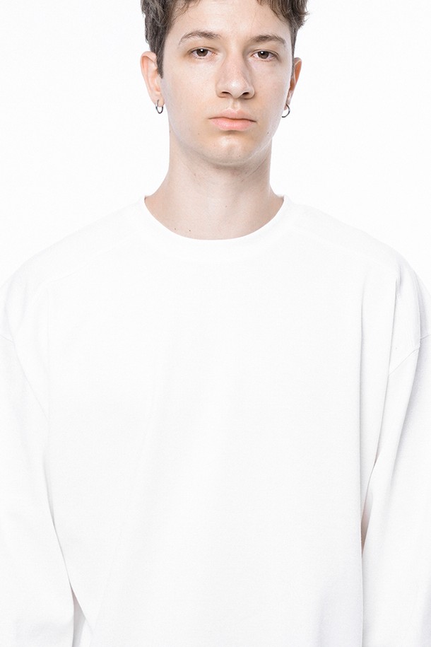 CHANCE'S NOI - 긴팔티셔츠 - Clean long-sleeved - White /M243TP01WH