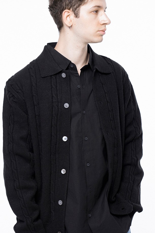 CHANCE'S NOI - 가디건 - Dense Cable Collar-neck Cardigan - Black /M243OT02BK