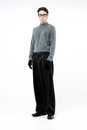 Raised One Tuck Wool slacks - Black /M244PT01BK