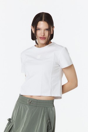 여성 꼬임 디테일 크롭 티셔츠 (화이트)_5L45312