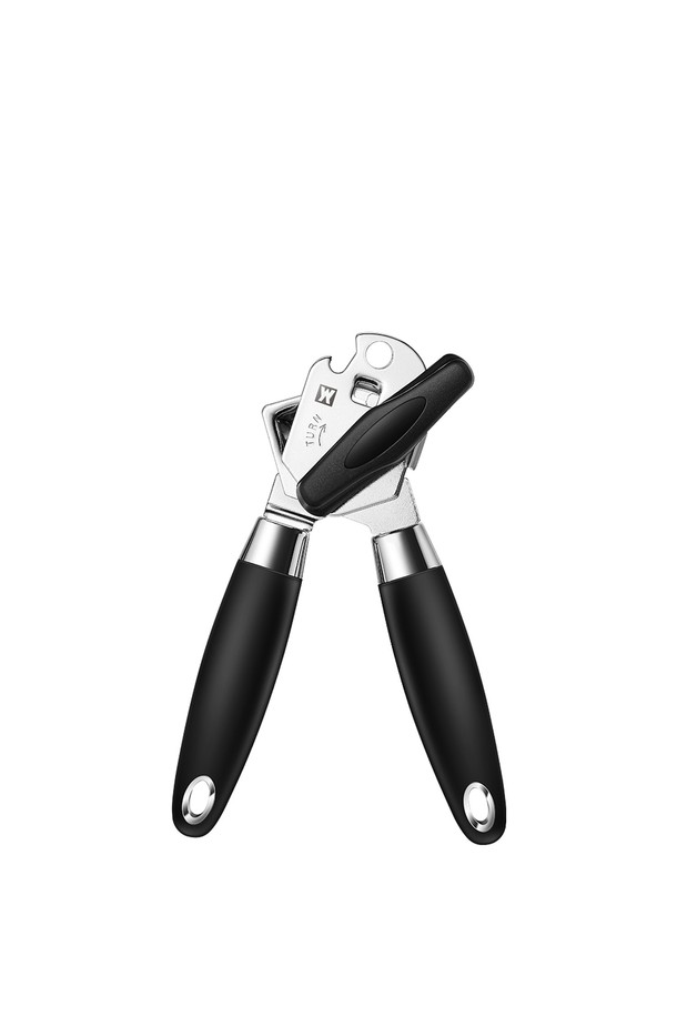 바겐슈타이거(Wagensteiger) 스핀 오프너 병 캔 통조림 따개는 주방에서 유용하게 사용되는 병따개/캔따개입니다. 금속, 고무, ABS 소재로 제작되었으며, 210mm x 63mm 크기로 제작되었습니다. 시계 방향 회전 방식을 사용하여 손쉽게 병과 캔을 따는 2in1 기능을 제공하며, 미끄럼 방지 기능과 안정적인 그립감으로 안전하게 사용할 수 있습니다. 블랙 색상으로 디자인되었으며, 일상생활에서 편리하게 사용할 수 있습니다. 단, 날카로운 칼날에 주의하여 사용해야 합니다.
