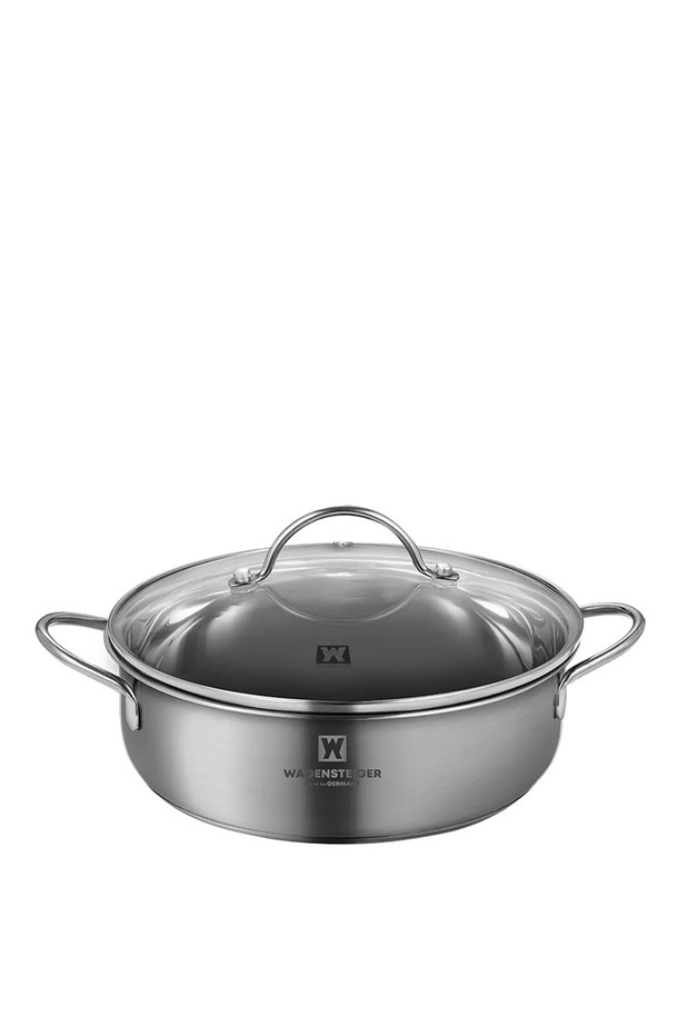 바겐슈타이거 IH 3중 바닥 스텐 미니팟 전골냄비 20cm는 스테인리스 스틸 소재로 제작된 냄비입니다. 20cm의 아담한 사이즈로, 조리 및 전골 요리에 적합합니다. IH(Induction Heating, 유도가열) 방식의 3중 바닥 구조로 설계되어 열 효율이 뛰어나고, 양손잡이 디자인으로 안정적인 사용감을 제공합니다. 본체와 뚜껑으로 구성되어 있으며, 다양한 요리에 활용할 수 있는 실용적인 제품입니다.
