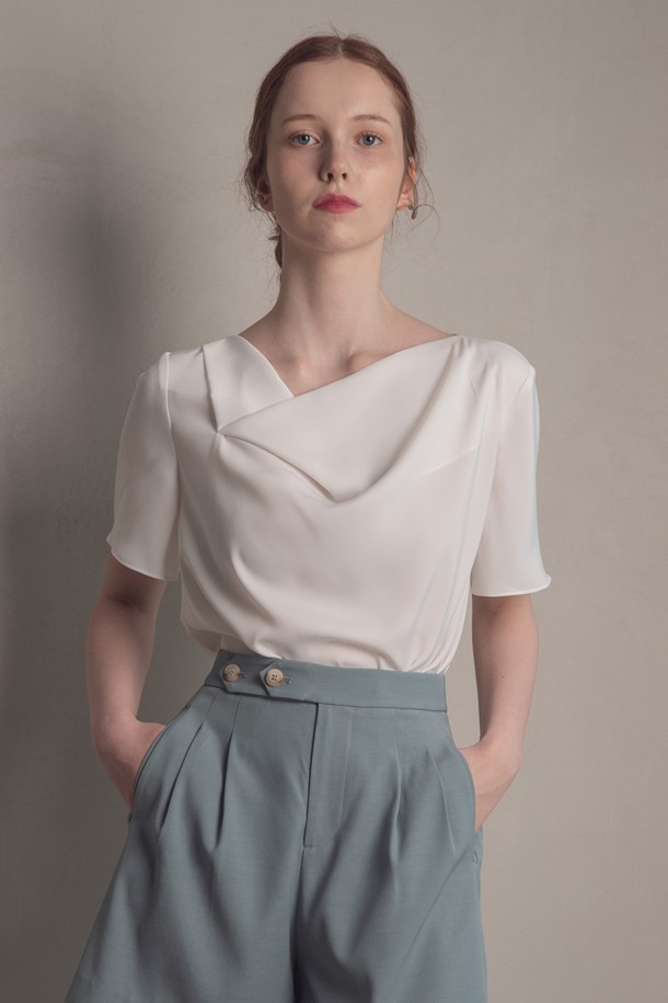 YYIAM - 블라우스 - WED classy white Swing collar blouse