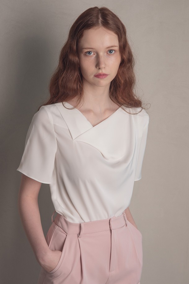 YYIAM - 블라우스 - WED classy white Swing collar blouse