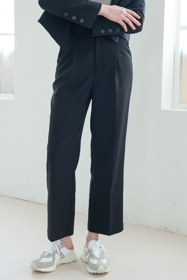 WE'DEE - 롱/미디팬츠 - WED_Hidden button wide slacks_BLACK