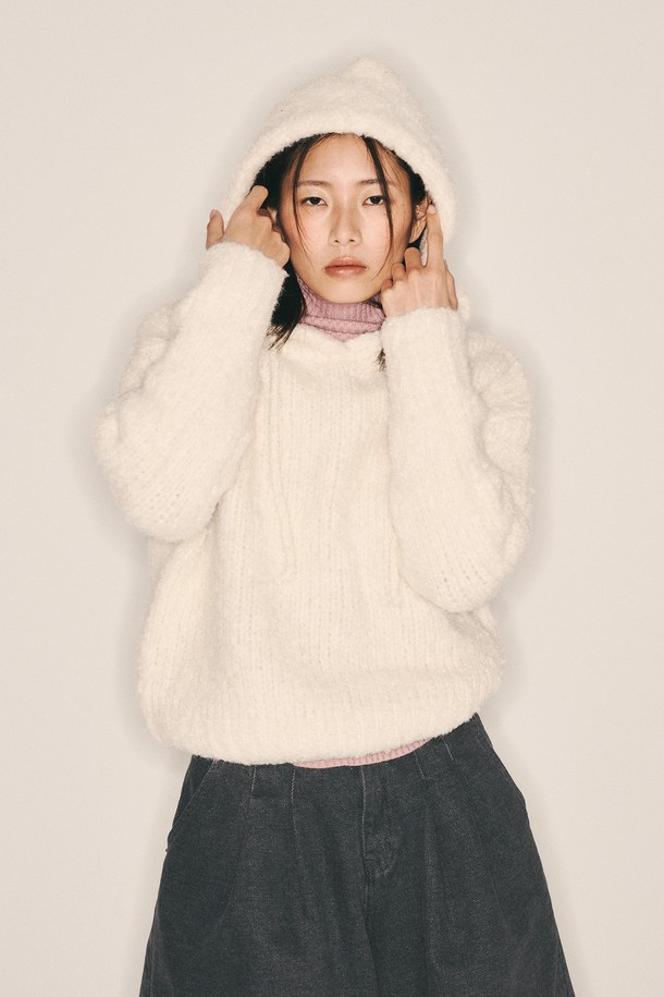 Aei&Rei - 스웨터 - AR_Fluffy hooded sweater_2color