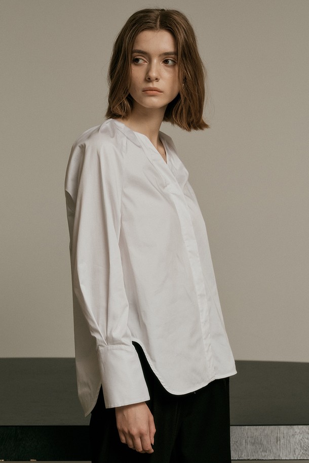 WE'DEE - 셔츠 - WD_Collarless v-neck shirt