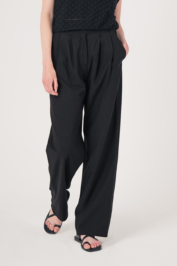 WE'DEE - 롱/미디팬츠 - WED_Two line detail pants_BLACK