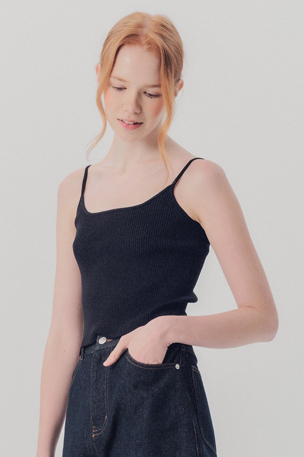 WE'DEE - 민소매티셔츠 - WED_Basic sleeveless knit top_BLACK