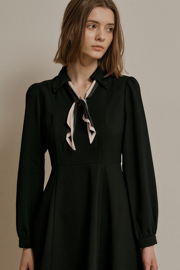 WE'DEE - 긴소매 원피스 - WD_Designed collar button dress