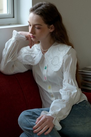 Cest_Bubble sleeve heart shirt