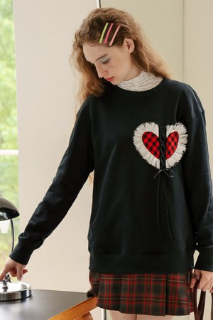 Cest_Ribbon flower heart sweater