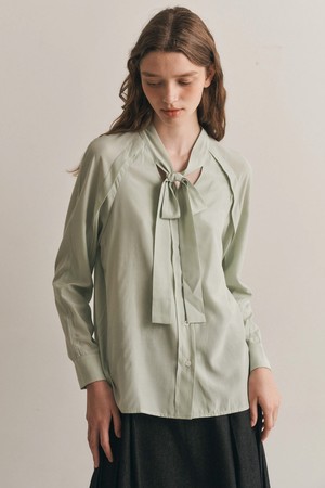 WD_String ribbon v-neck blouse_MINT