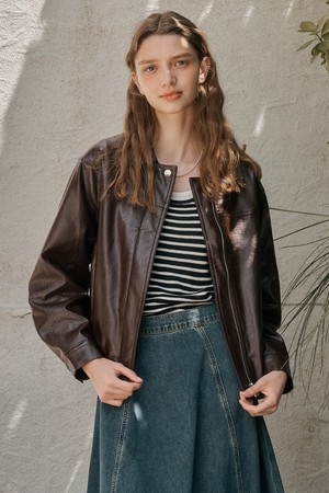 WD_Vintage leather jacket