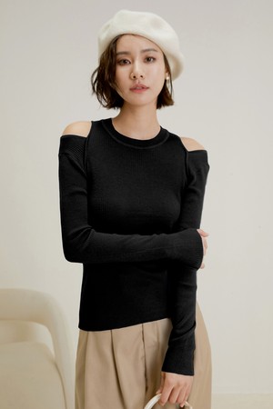 LS_Shoulder cutout knit top_BLACK