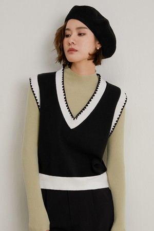 LS_Layering v-neck knit vest