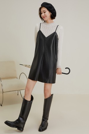 LS_Daily black leather sleeveless dress