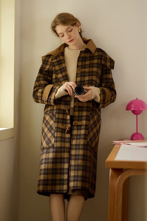 SR_Horn button plaid hooded coat_BROWN