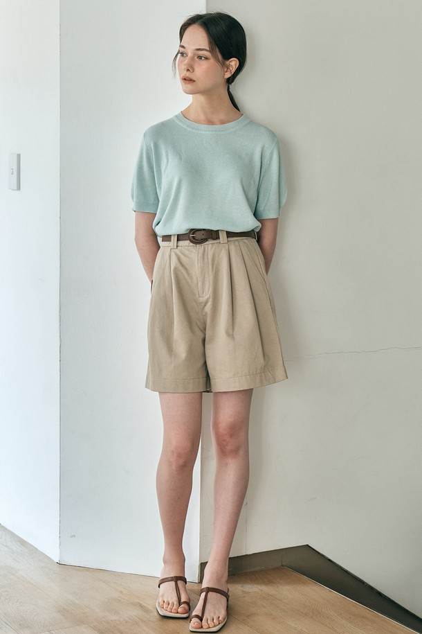 WE'DEE - 쇼트팬츠 - WD_Two tuck belt set pants_BEIGE KHAKI