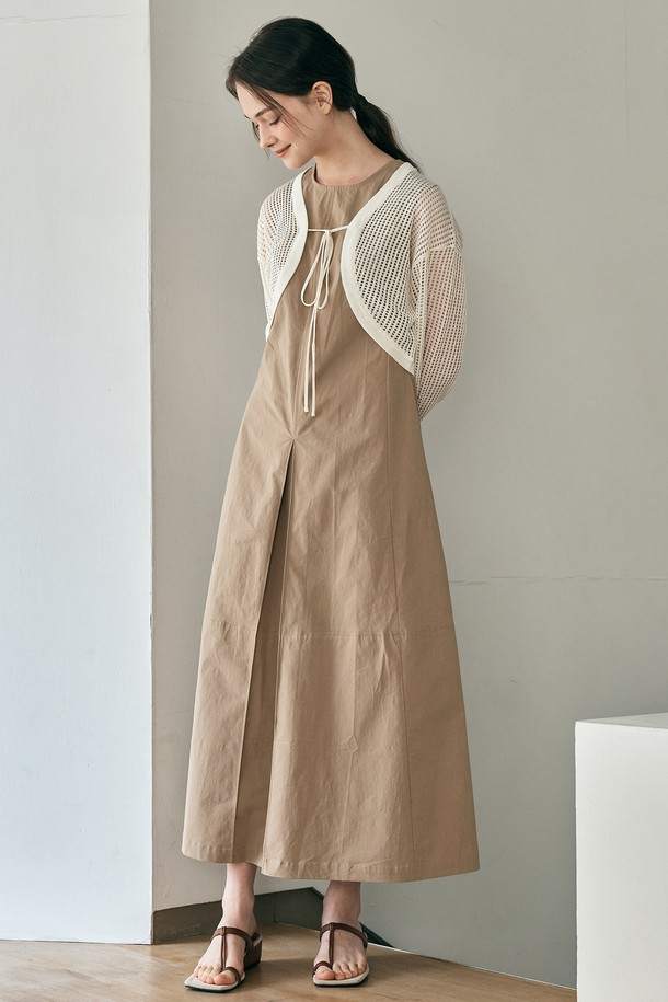 WE'DEE - 민소매 원피스 - WD_Sleeveless pleated dress_BEIGE