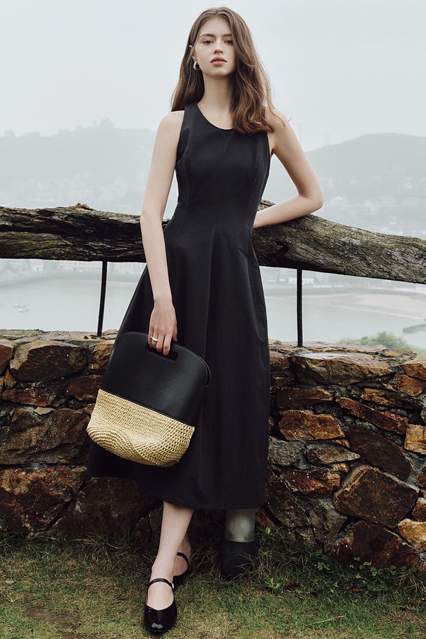 WE'DEE - 민소매 원피스 - WD_Temperament sleeveless dress_BLACK