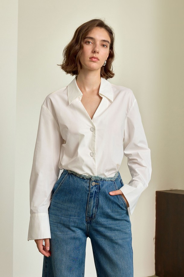 YYIAM - 셔츠 - YY_V-neck collar classic shirt_2color