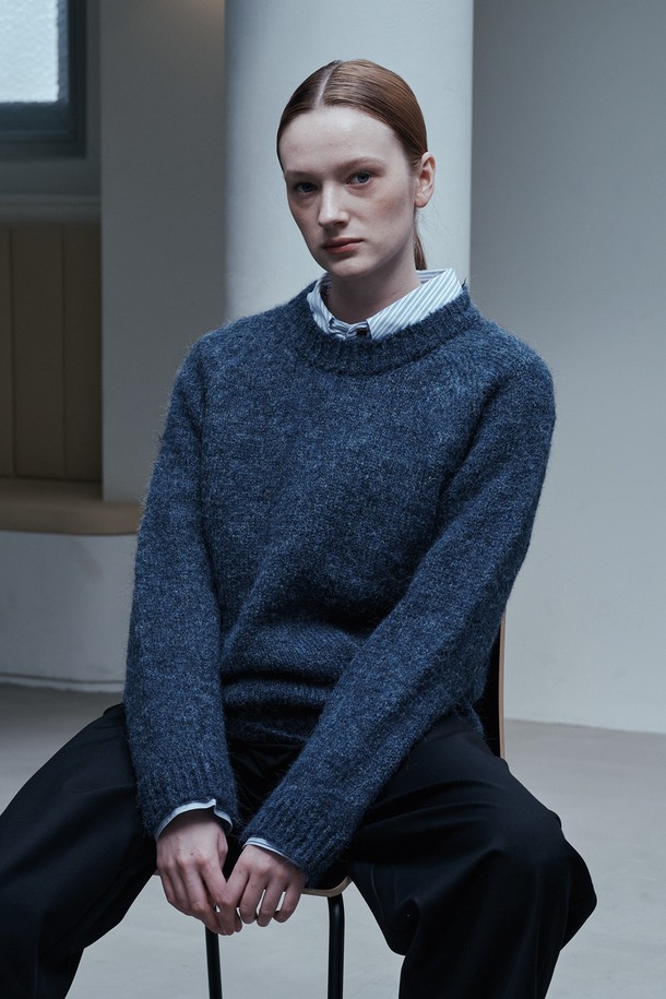 PIASTUDIO - 스웨터 - BA_Winter crew neck knit sweater_BLUE