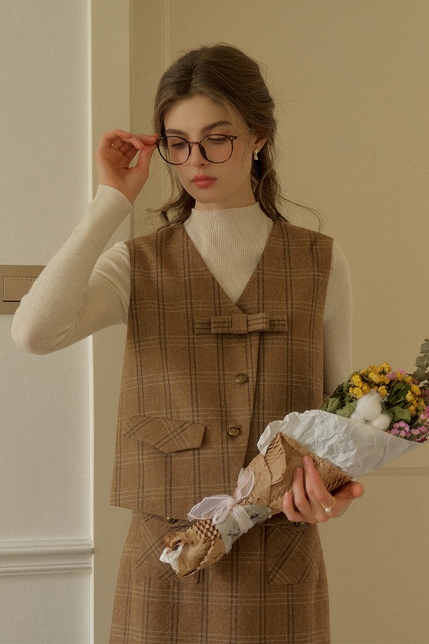 Simple Retro - 민소매티셔츠 - SR_Diagonal plaid placket vest