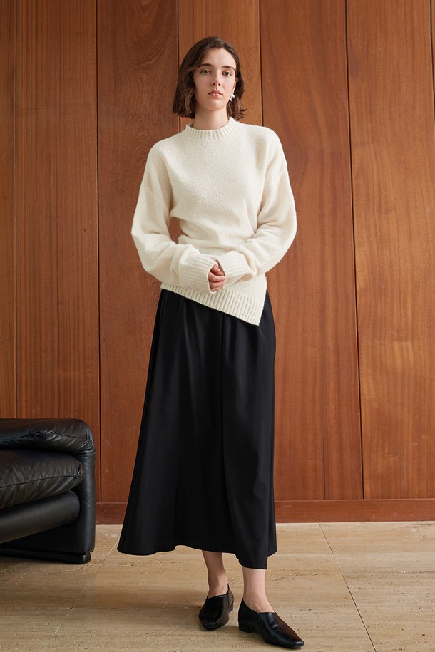 YYIAM - 스웨터 - YY_Hem slit casual knit top