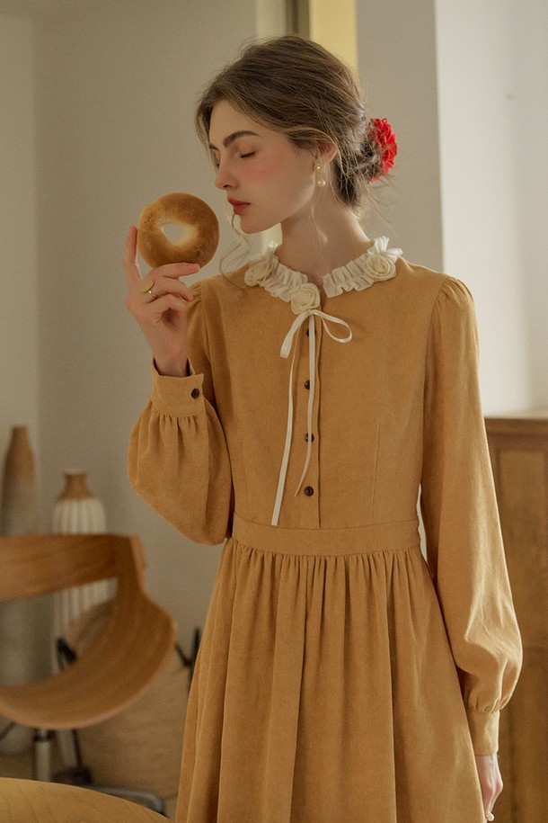 Simple Retro - 긴소매 원피스 - SR_Ruffle collar corduroy long dress