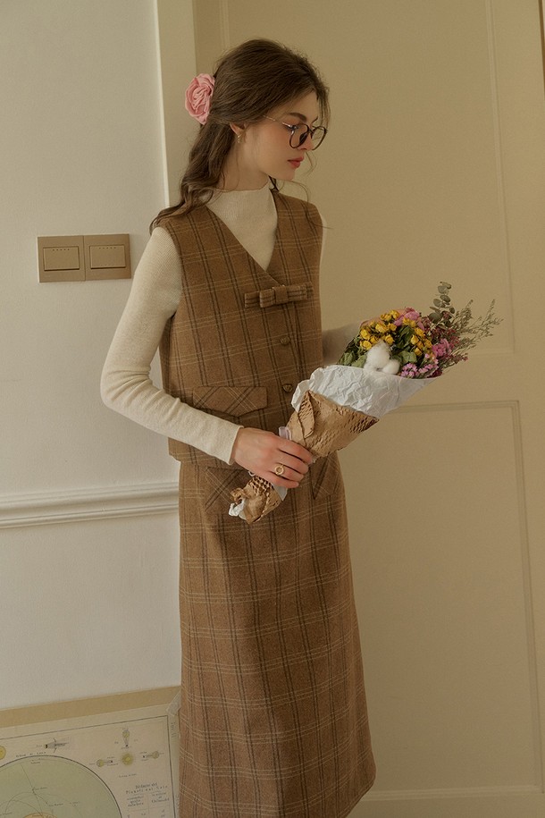 Simple Retro - 민소매티셔츠 - SR_Diagonal plaid placket vest