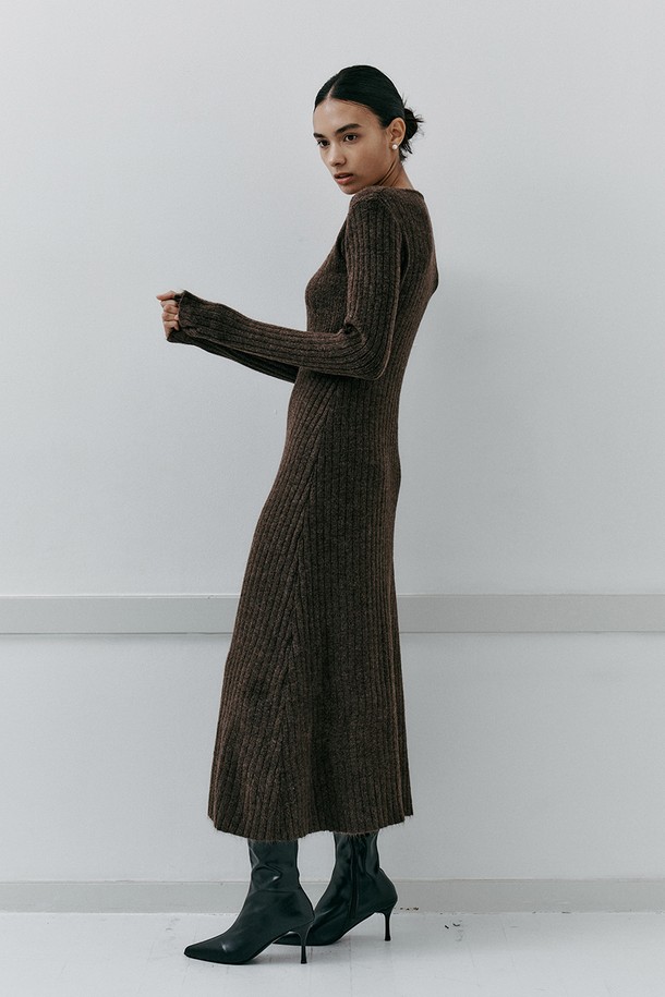 itte - 긴소매 원피스 - IT_Slim fit button knit dress_BROWN