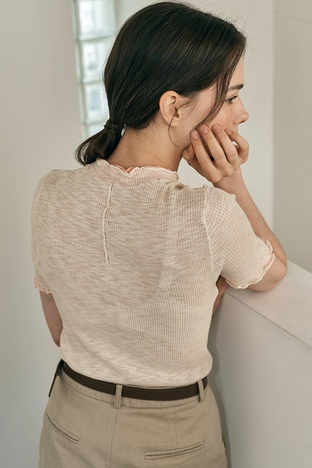 WE'DEE - 반소매 티셔츠 - WD_Slim shirring sleeve top_IVORY