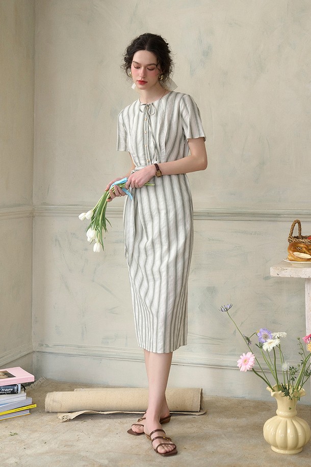 Simple Retro - 반소매 원피스 - SR_Commuter style striped dress