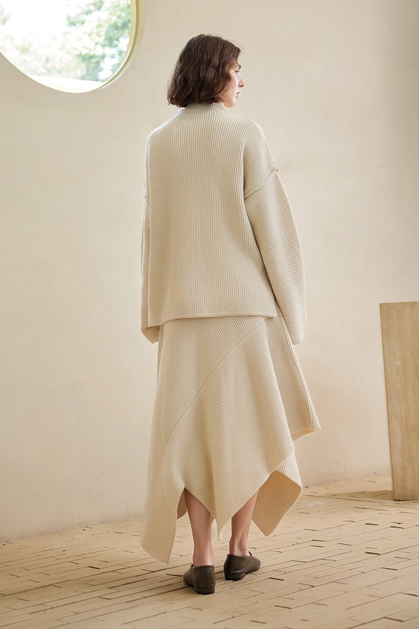 YYIAM - 롱스커트 - YY_Loose irregular hem skirt_IVORY