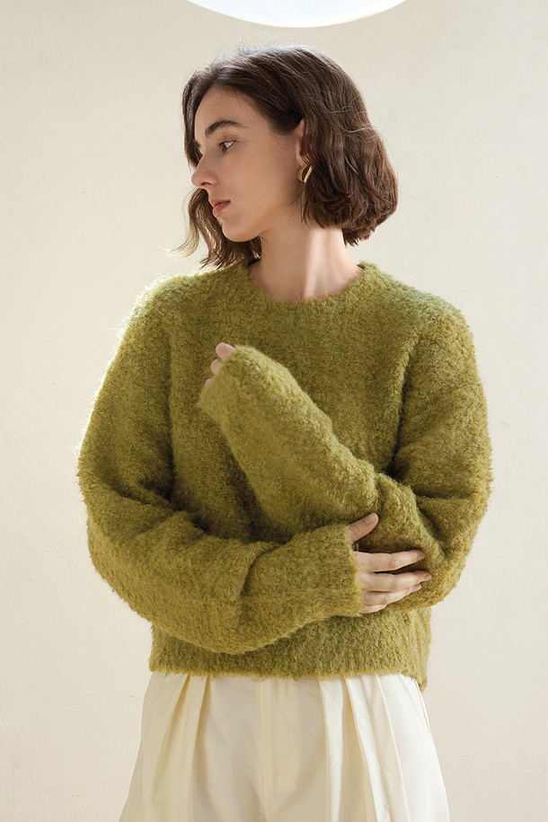 YYIAM - 스웨터 - YY_Cozy green knit top