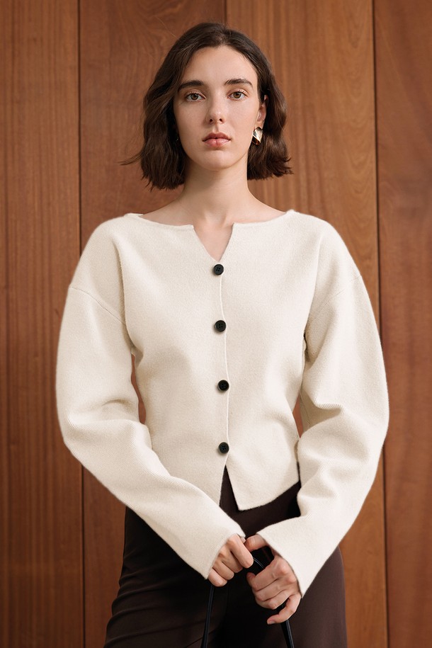 YYIAM - 가디건 - YY_Slit neck solid color cardigan_IVORY