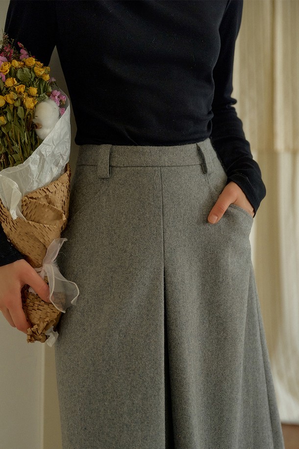 Simple Retro - 롱스커트 - SR_Wool pressed a-line skirt