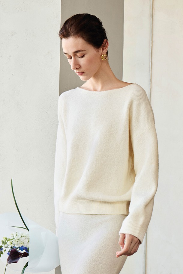 YYIAM - 스웨터 - YY_Gentle semi loose knit sweater