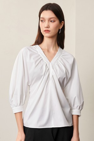 BA_V-neck balloon sleeve blouse