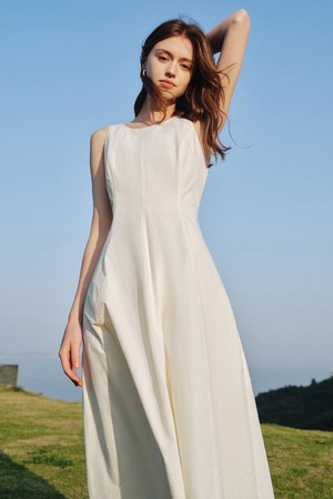 WD_Temperament sleeveless dress_WHITE