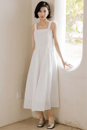 LS_Wide shoulder straps slip dress